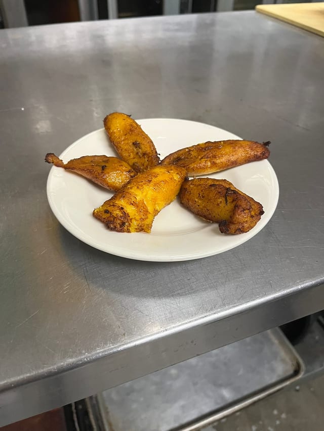 Platanos Fritos (5pc).