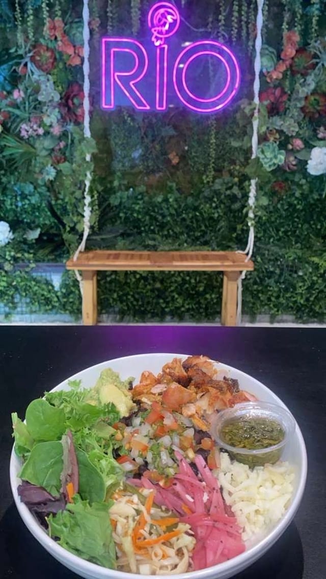 Frango Chicken Bowl.
